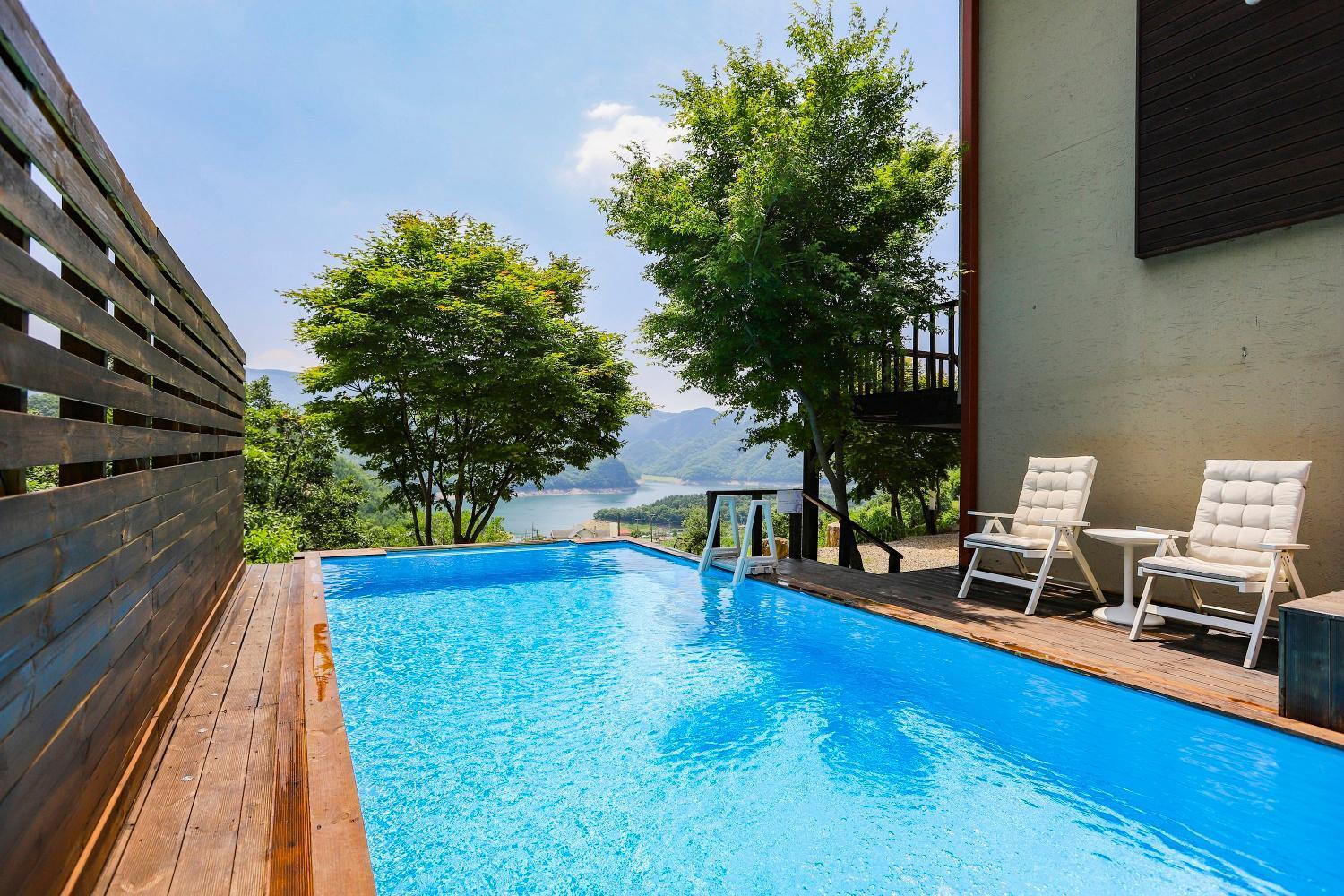 Penatess Pool Villa Chungju Eksteriør bilde