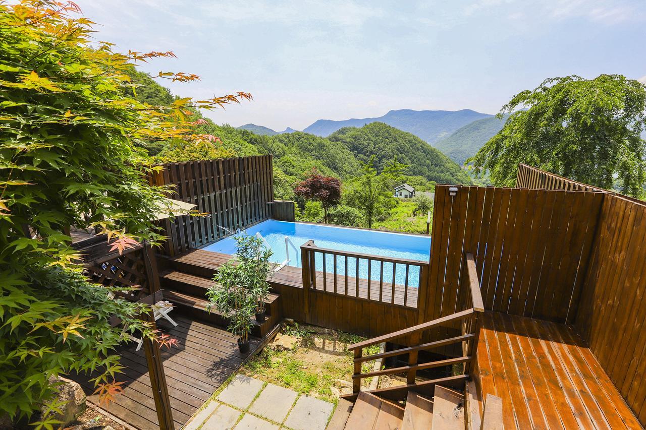 Penatess Pool Villa Chungju Eksteriør bilde