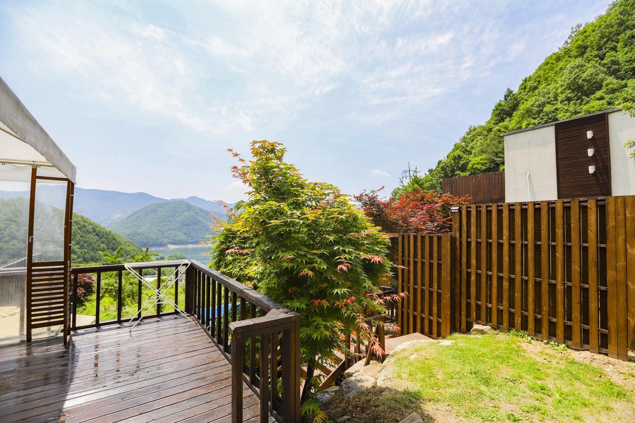 Penatess Pool Villa Chungju Eksteriør bilde